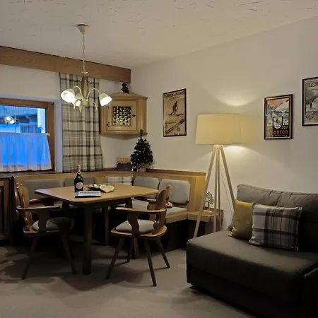 Haus Arnold Schranz Appartement Sankt Anton am Arlberg
